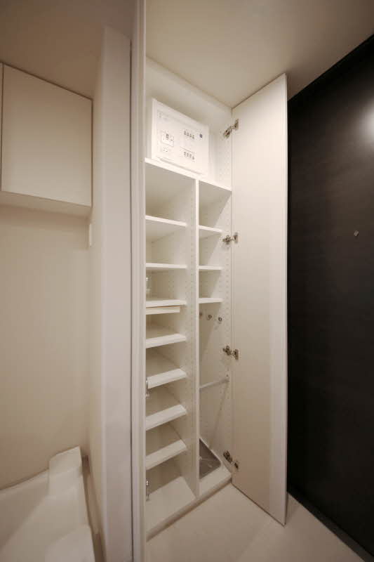 プライムメゾン桜新町 308号-11