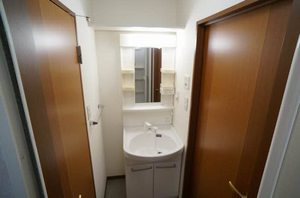 メゾン城山B 202号-9