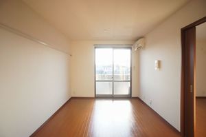 グラン・ソレーユB 202号-2