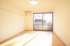 Ａｍａｄｅｕｓ　Ｉｍａｉｚｕｍｉ 102号-4