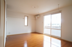 サザンシュロスⅢＢ 201号-4