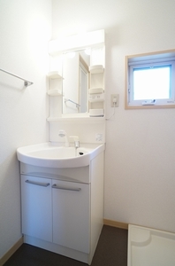 サザンシュロスⅢＢ 201号-8