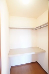 メゾン・ファミールＢ 202号-7