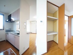 シャインヒルコート弐番館 101号-5