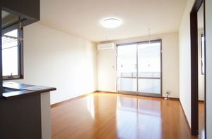 シャインヒルコート弐番館 201号-2