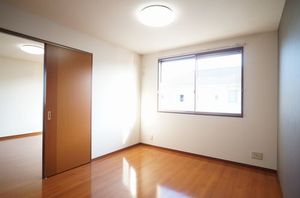 シャインヒルコート弐番館 201号-5