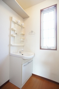 メゾン・ド・マロンC 201号-11