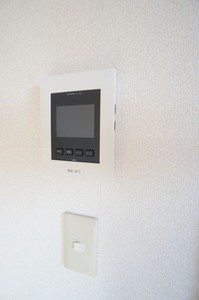 ヴィラ・シャルマンD 102号-11