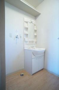 ＹＵＴＡＫＡ　ＨＥＩＧＨＴＳ　Ｂ 201号-8