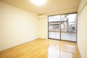 プレミール・ジュネス 102号-3