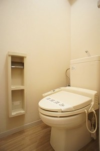 プレミール・ジュネス 202号-9