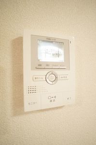 クレストコート 102号-3