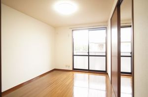 クレストコート 102号-4