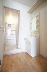 カーサ・卯の花A 201号-9