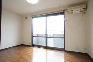 スカイコーポ 202号-2