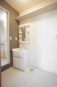 グリーン・ヴィラA 201号-9