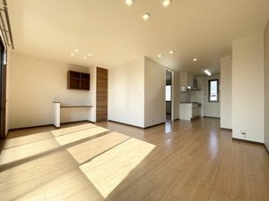 メビュース東城南Ｂ 202号-4