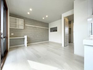 メビュース東城南Ｅ101-2