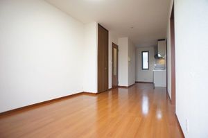 グランドゥールＡ 202号-3