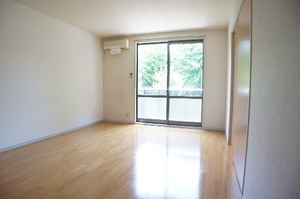 グレイスタウンＢ 102号-3