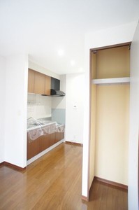 グレイスタウンD 202号-5