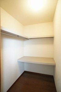 グレイスタウンD 202号-7