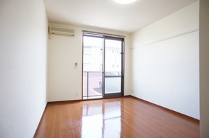 ホワイトオークＡ 202号-5