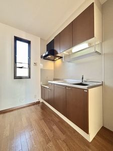 グランドゥールＡ 201号-4