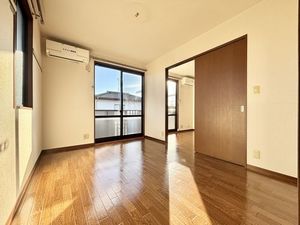 グランドゥールＡ 201号-8