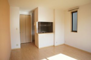 クレストヒルズＢ 101号-2