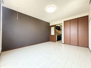 セピアコートＫ 105号-3