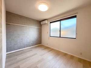 ファミリーオ野木Ａ 202号-5