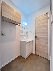 ファミリーオ野木Ａ 202号-9