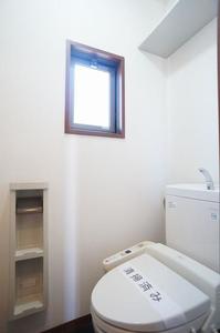 メゾン・クレスト 203号-8