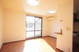 ベルメゾン 102号-2