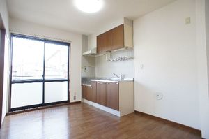 プラザ　ハイツ　Ｂ 101号-2