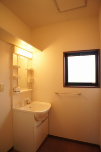 ヴィラ・フォンテーヌＢ 102号-8