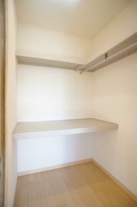 ヴィクトワ-ル 205号-5