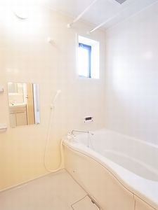 ヴィラ・カモミールＤ 101号-8