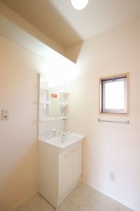 グリーンパーク高崎弍番館 202号-8