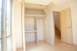 セゾン・リバー 102号-5