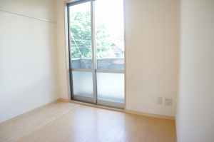 セゾン・リバー 102号-6