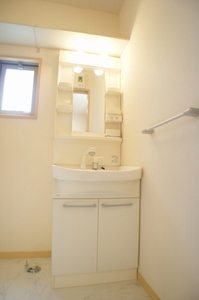 セゾン・リバー 102号-9