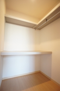 セゾン・リバー 201号-7