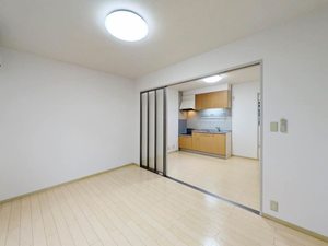 ＡＢＢＥＹ　ＲＯＡＤⅢ 102号-2