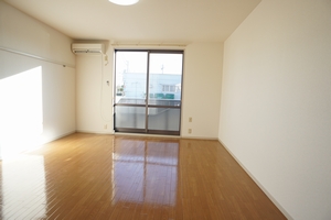 ルン・ガルノ Ⅰ号棟 103号-2