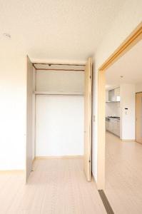 サニーフラット 201号-11