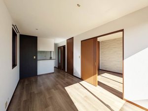 エバーグリーンＢ 201号-2