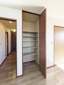 エバーグリーンＢ 201号-5