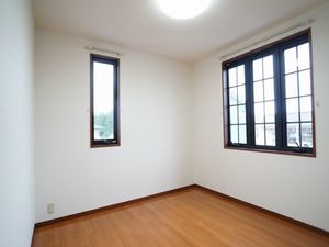 サザン・コート見川 202号-5